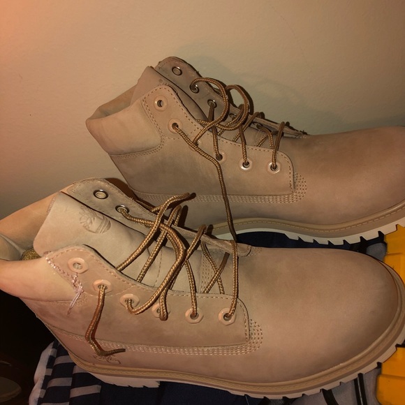 Timberland size 6.5 - Picture 3 of 3